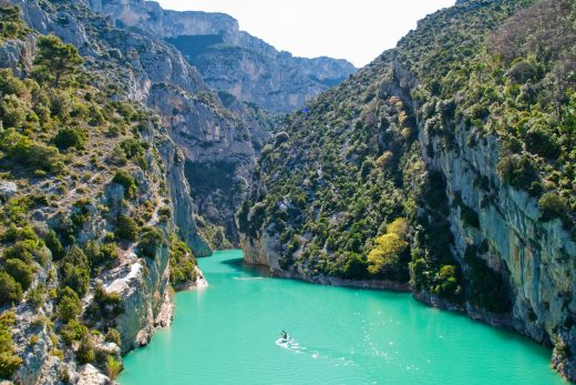 Sports Aventure Var : Rafting, Canyoning et Via-Ferrata